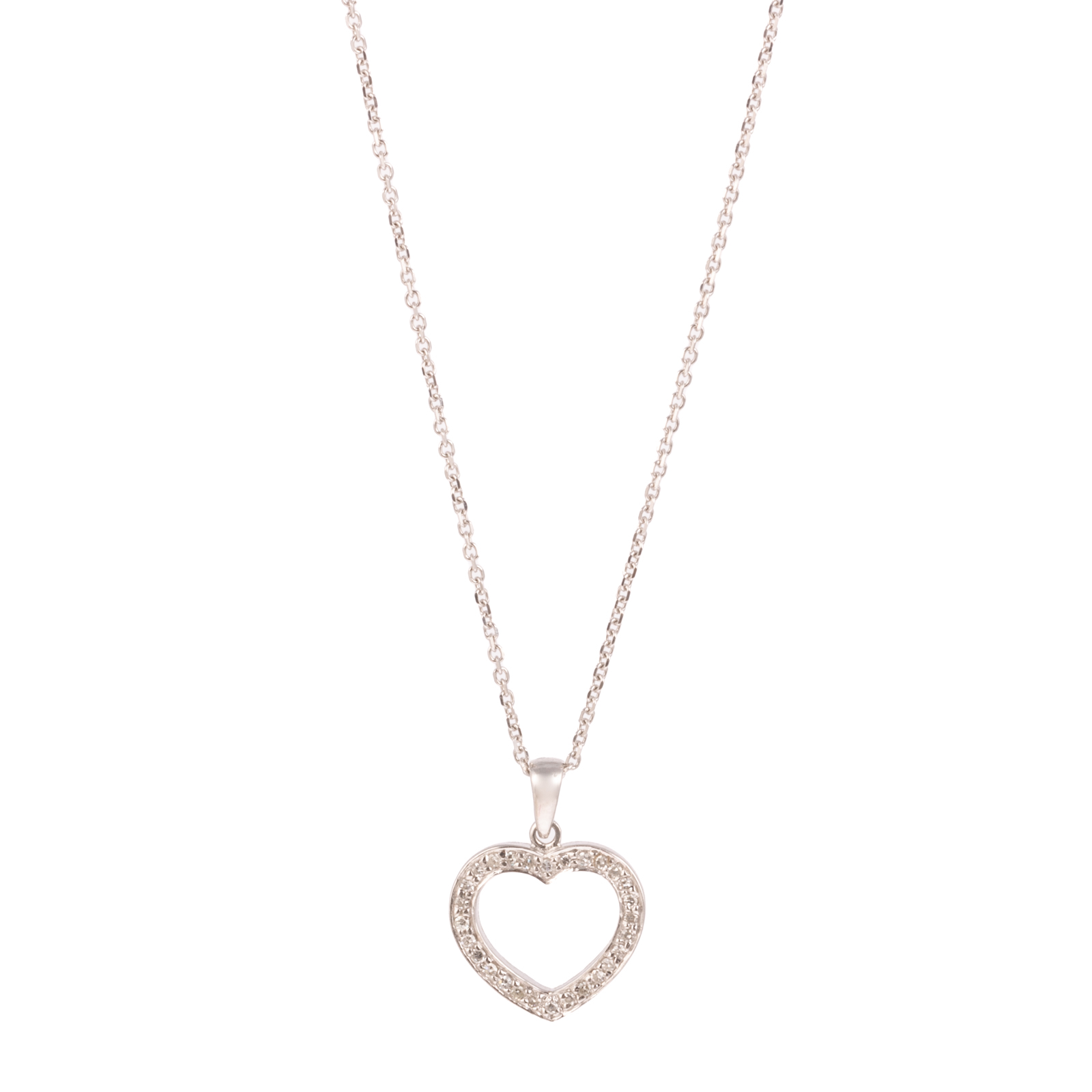 A DIAMOND HEART PENDANT NECKLACE IN