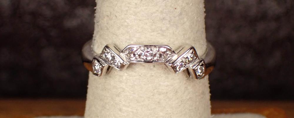 A DIAMOND RINGA DIAMOND RING, 14K