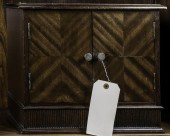 A DIMINUTIVE COLLECTORS CABINE