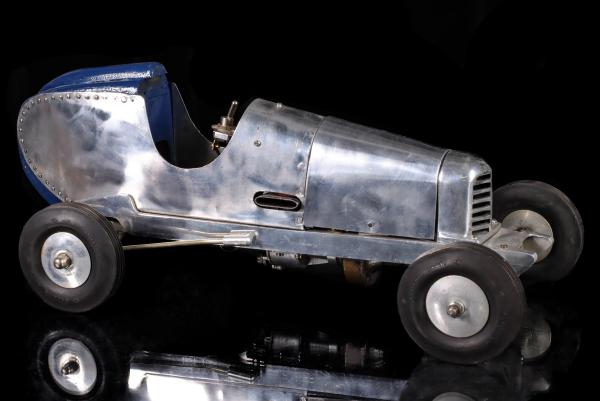 A DOOLING BROTHERS MERCURY MIDGET