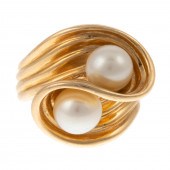 A DOUBLE PEARL BYPASS RING IN