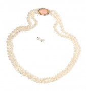 A Double Strand Cultured Pearl