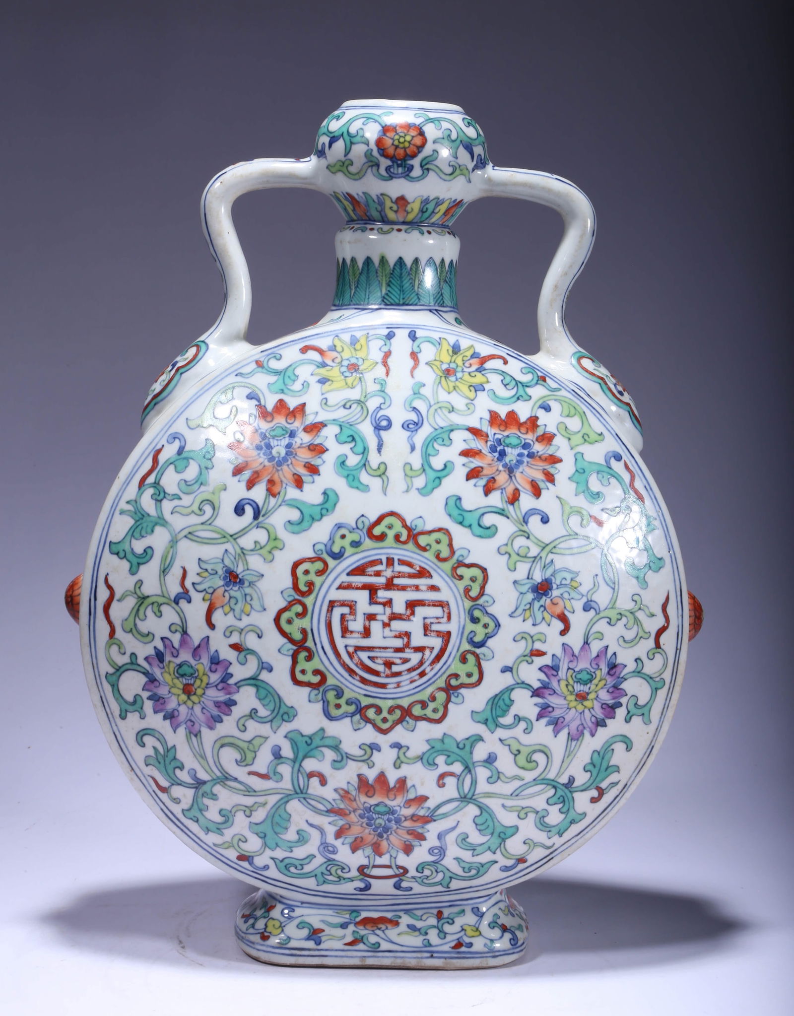A DOUCAI 'INTERLOCKING FLORAL'