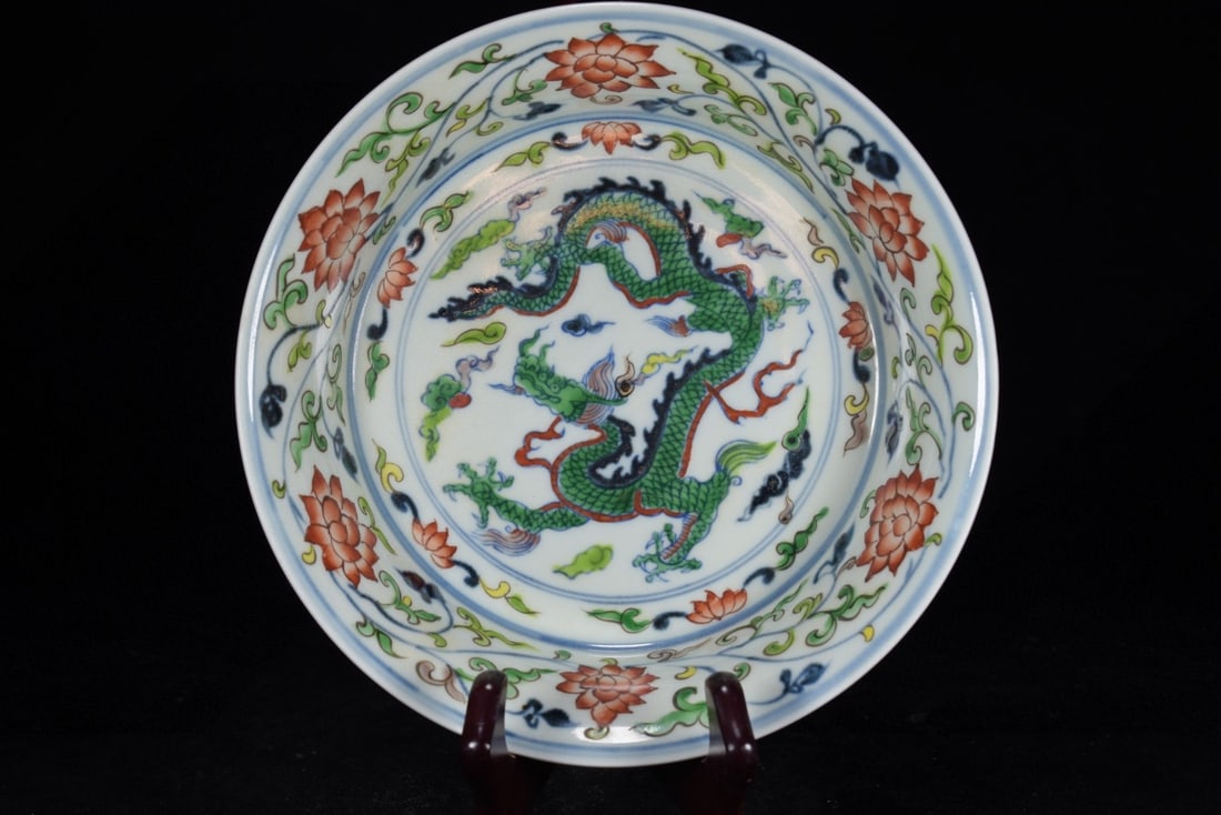 A DOUCAI 'INTERLOCKING  LOTUS
