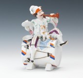 A Drum Motif Figural Tobacco C