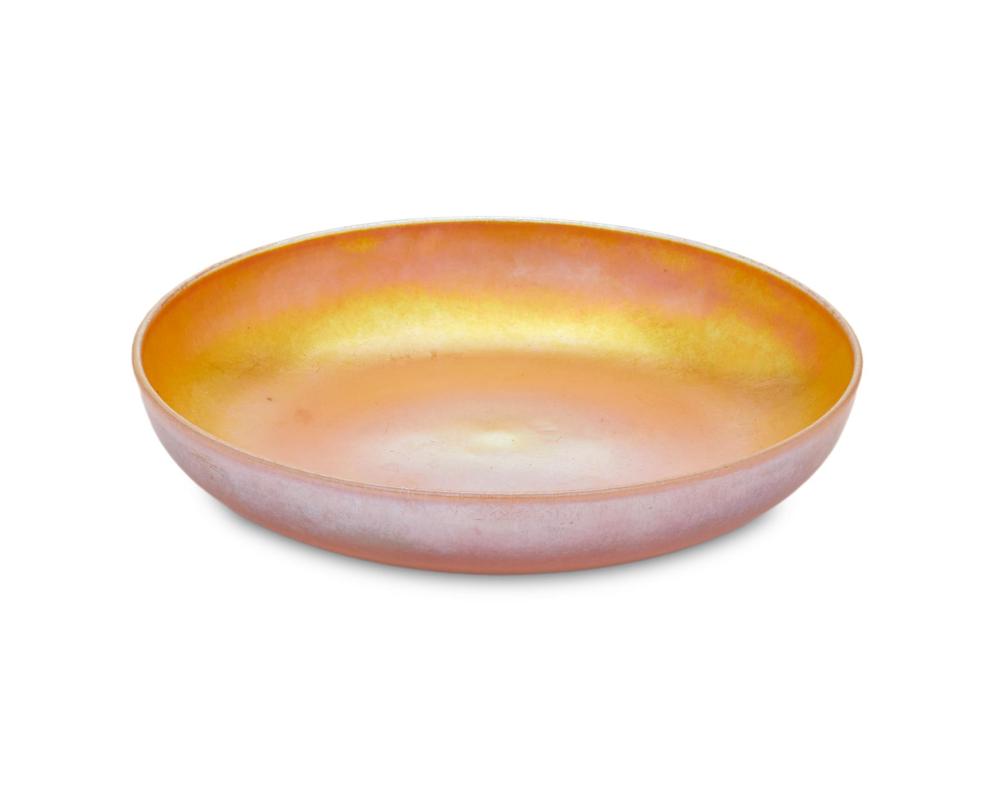 A DURAND ART GLASS BOWLA Durand art