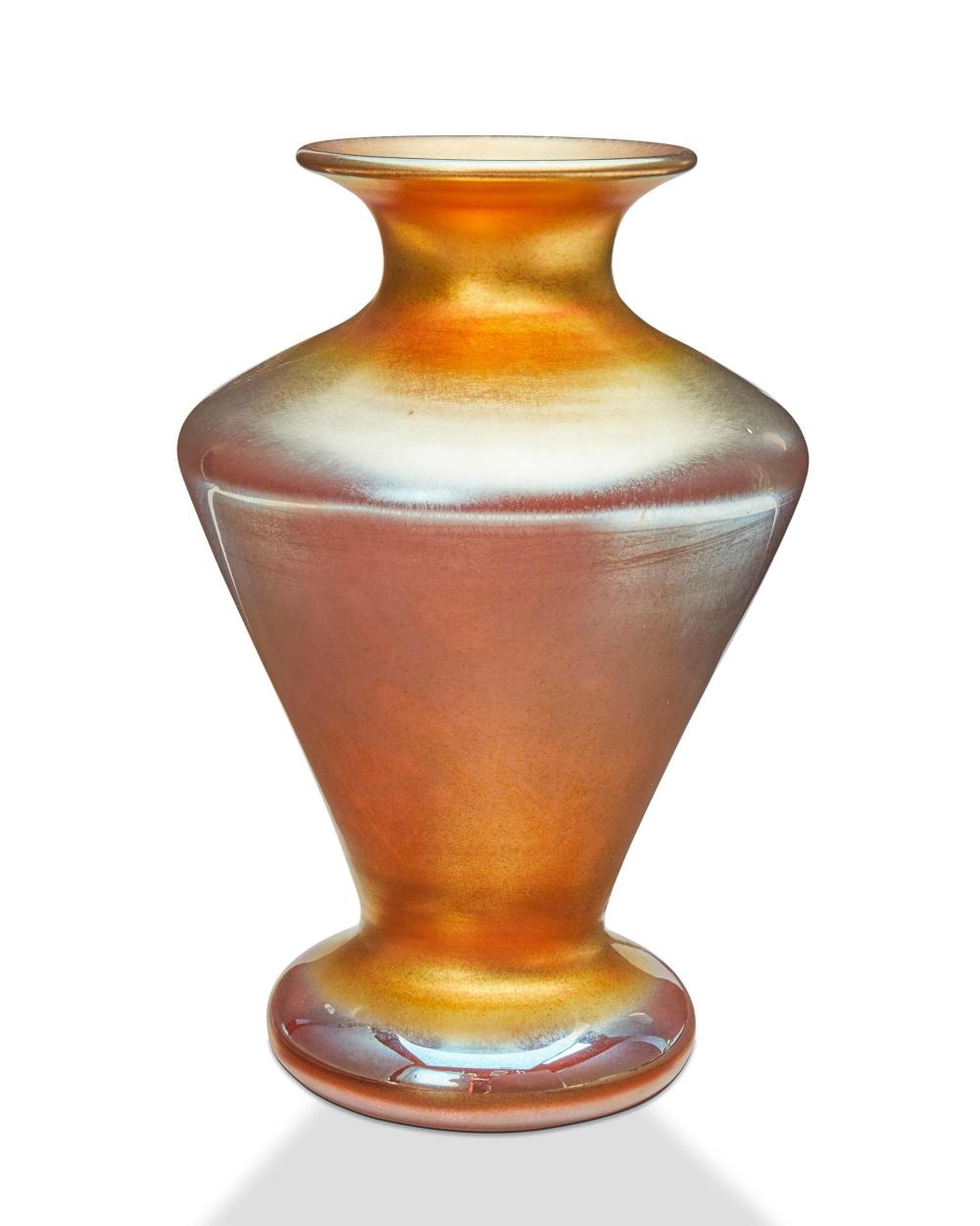 A DURAND ART GLASS VASEA Durand art