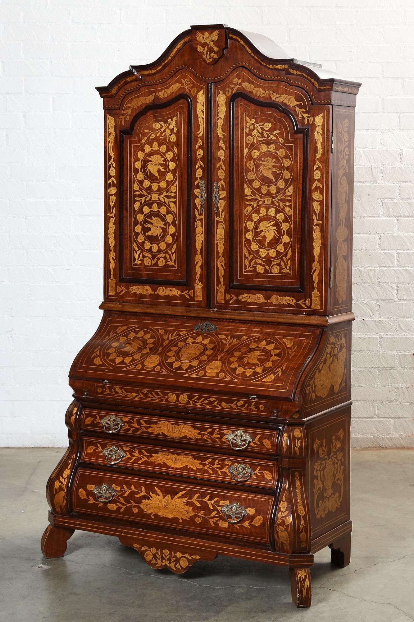 A DUTCH BAROQUE STYLE BUREAU