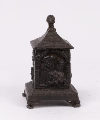 A Dutch lead tobacco jar, head