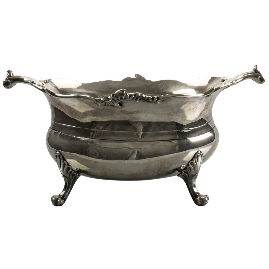 A DUTCH SILVER FOOTED TUREEN,
