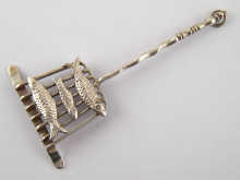 A Dutch silver toy griddle with
