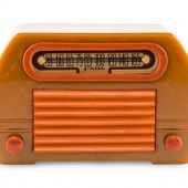 A Fada 652 Radio
1945
having a