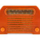 A Fada 652 Radio
1945
having a