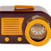 A Fada Bullet 1000 Radio
1945