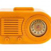 A Fada Bullet 1000 Radio
1945