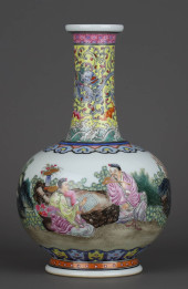 A FALANGCAI 'FIGURAL' VASE<br>