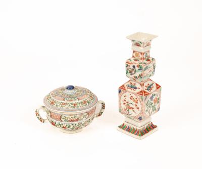 A famille verte square double gourd