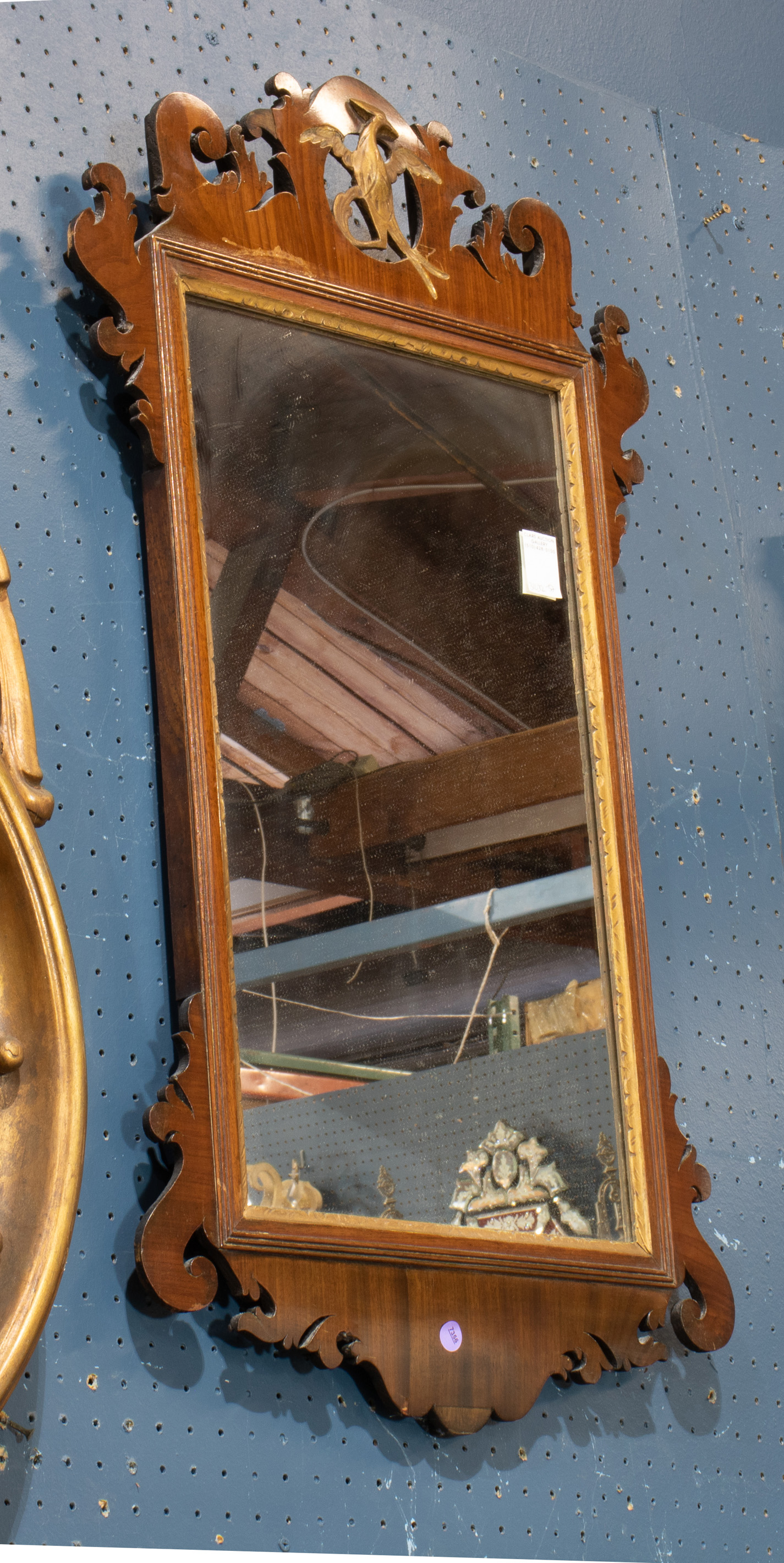 A FEDERAL STYLE MAHOGANY LOOKING
