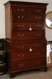 A FINE 18TH C. GEORGE III CHES