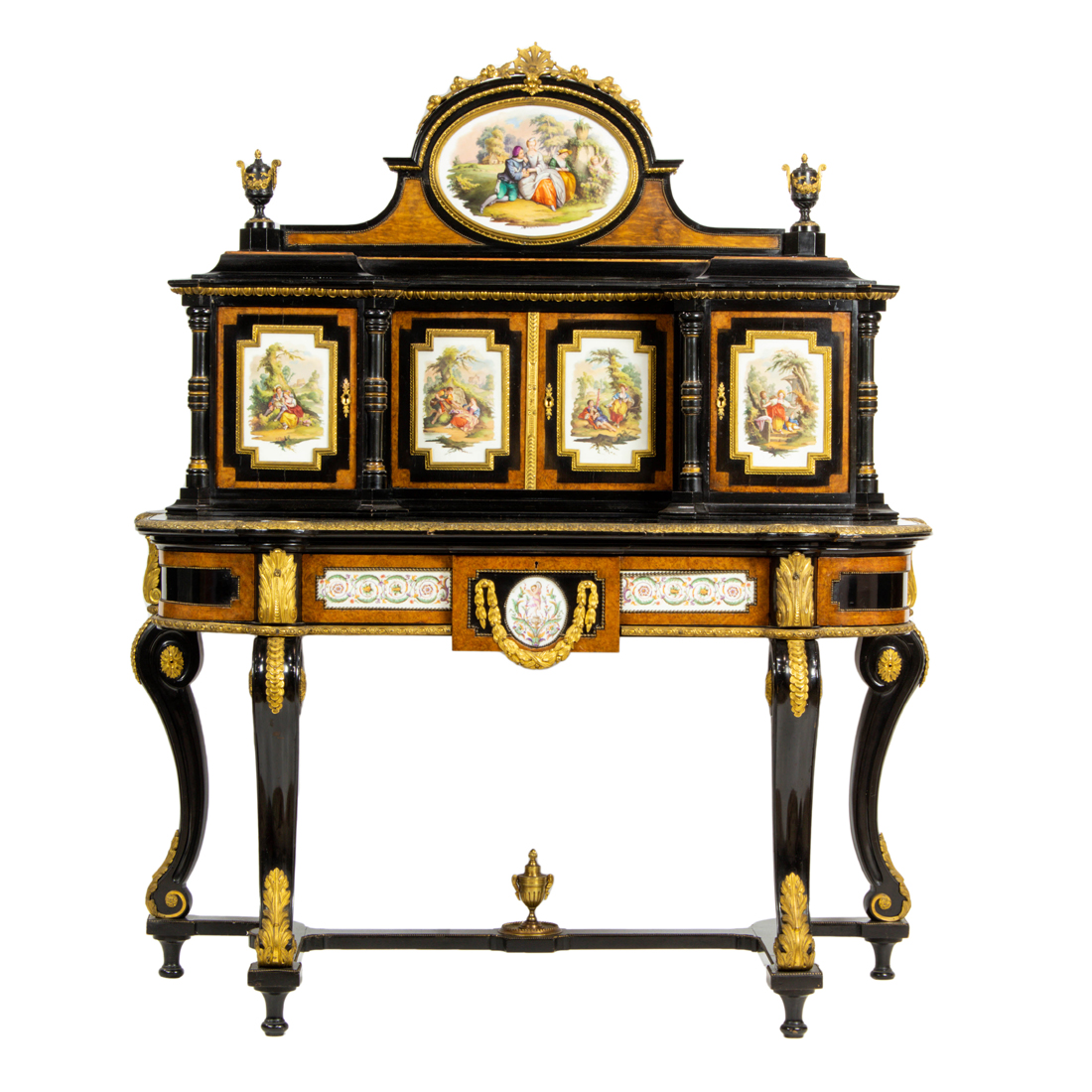 A FINE NAPOLEON III STYLE GILT