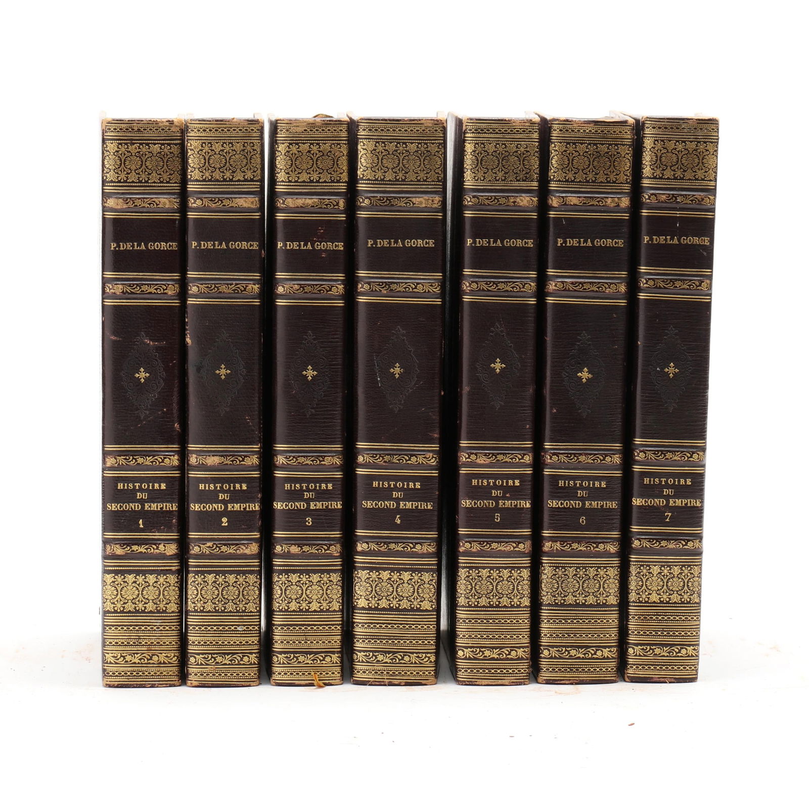 A FINELY BOUND SET OF  HISTOIRE