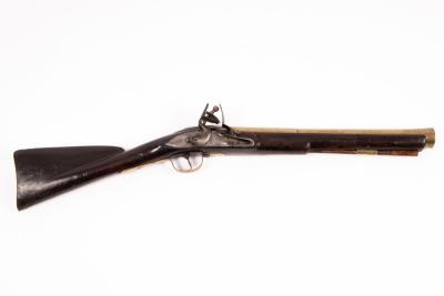 A flintlock blunderbuss with