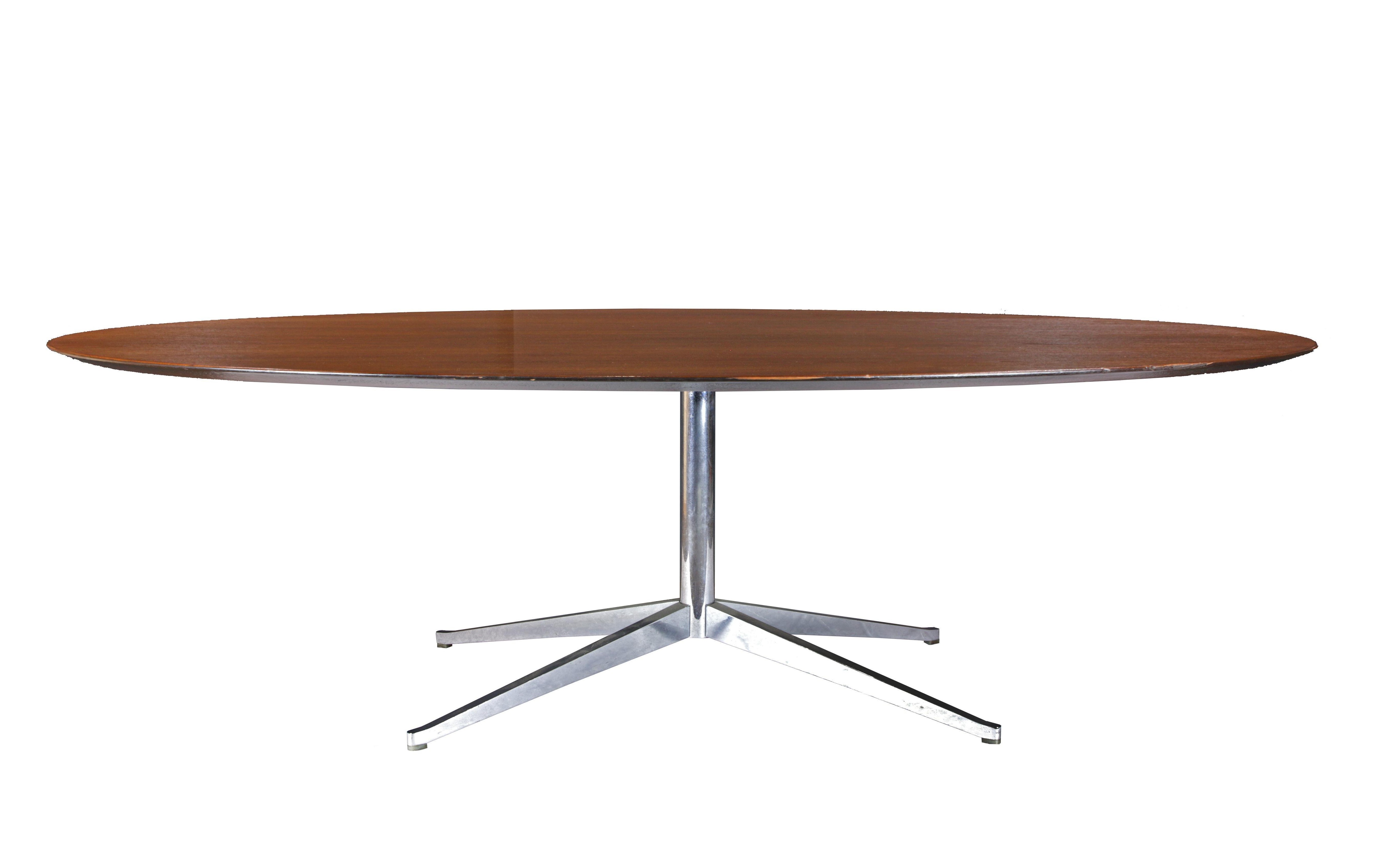 A FLORENCE KNOLL FOR KNOLL