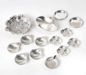 A FOURTEEN PIECE GROUP OF AMER