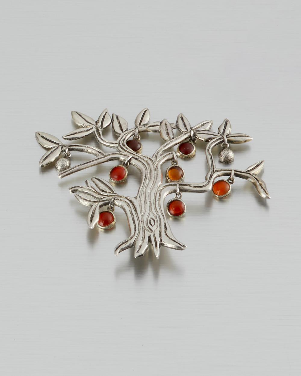 A FRED DAVIS SILVER AND FIRE OPAL