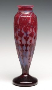 A FRENCH ART DECO CAMEO GLASS