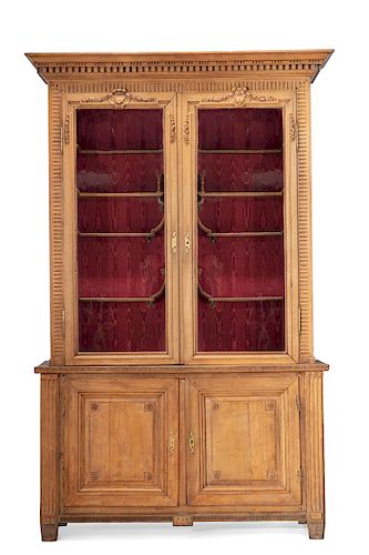 A FRENCH CARVED OAK VITRINE