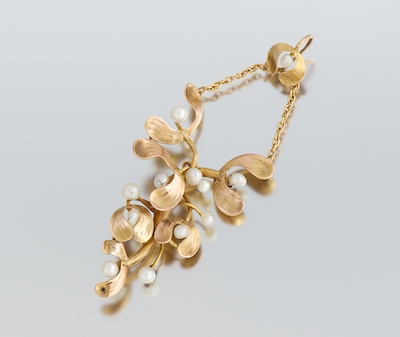 A French Gold and Pearl Pendant 18k