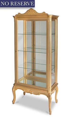 A FRENCH NEOCLASSICAL GILT MIRRORED