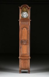 A FRENCH PROVINCIAL CARVED CHE