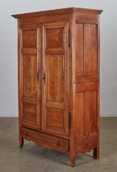 A FRENCH PROVINCIAL OAK ARMOIR
