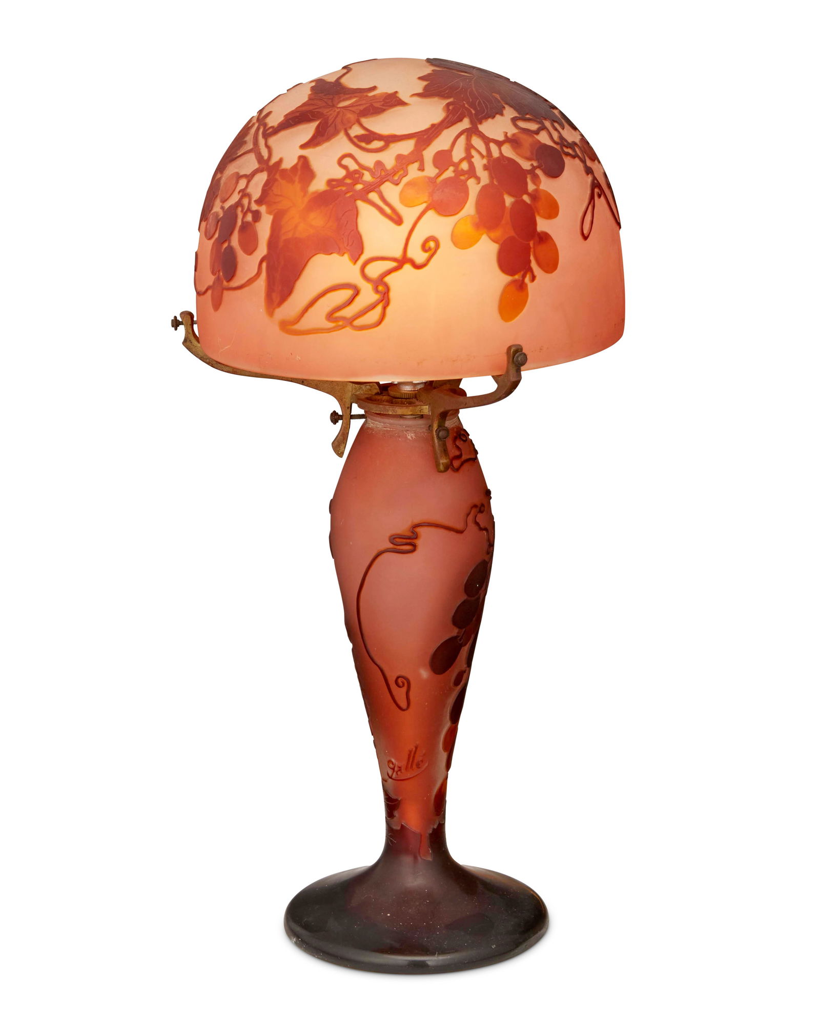 A GALLE CAMEO GLASS "GRAPEVINE"