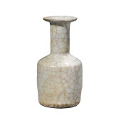 A GE TYPE WHITE GLAZED MALLET