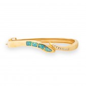 A GEMSTONE AND FOURTEEN KARAT