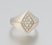 A Gentlemans Diamond Cluster R