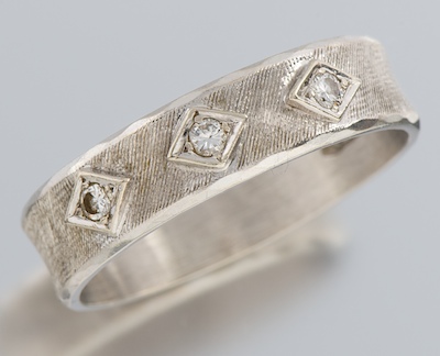 A Gentleman's Gold and Diamond Band