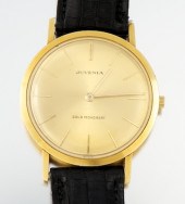 A Gentleman's Juvenia 18k Gold