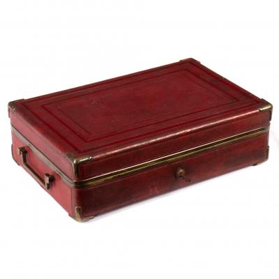 A gentleman's red leather