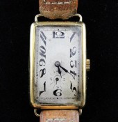 A gentleman's stylish 1930's S