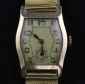 A gentleman's stylish 1930's S
