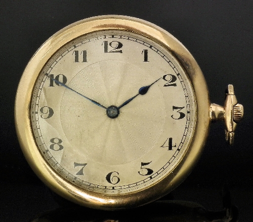 A gentleman's Swiss 9ct gold