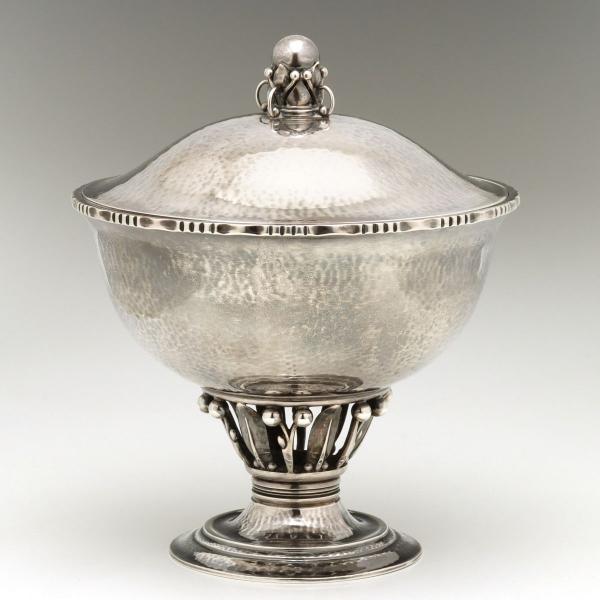 A GEORG JENSEN PRE-1932 LOUVRE BOWL