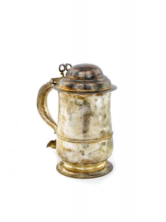 A GEORGE II TANKARD of baluster
