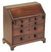 A GEORGE III MAHOGANY APPRENTI