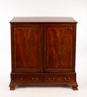 A George III mahogany press