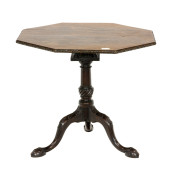 A GEORGE III MAHOGANY TRIPOD T